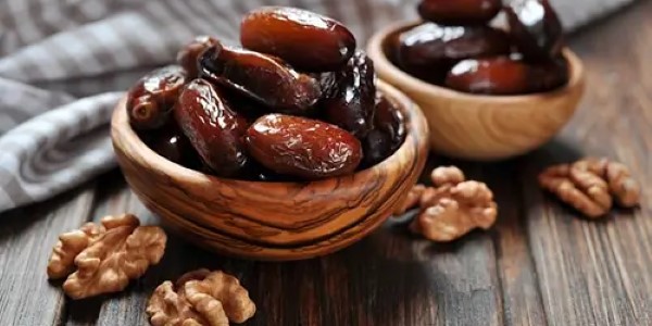 تصویر 3 از خرما مضافتی بسته بندی قابلیت استفاده در وعده‌ های سبک